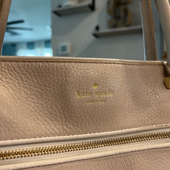 Large Kate Spade purse-Cream - Picture 2 of 5